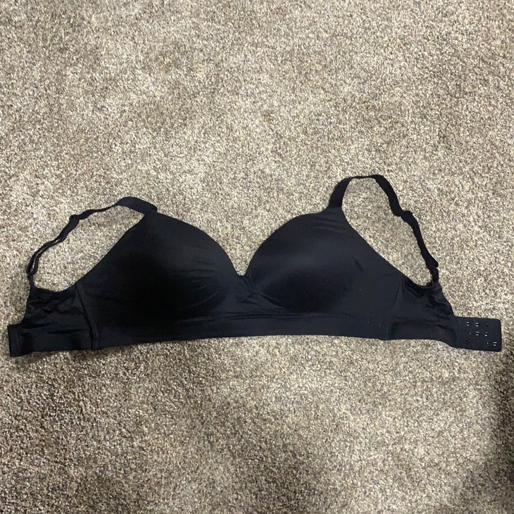 Soma Embliss Wireless Black Bra 34DD worn once
